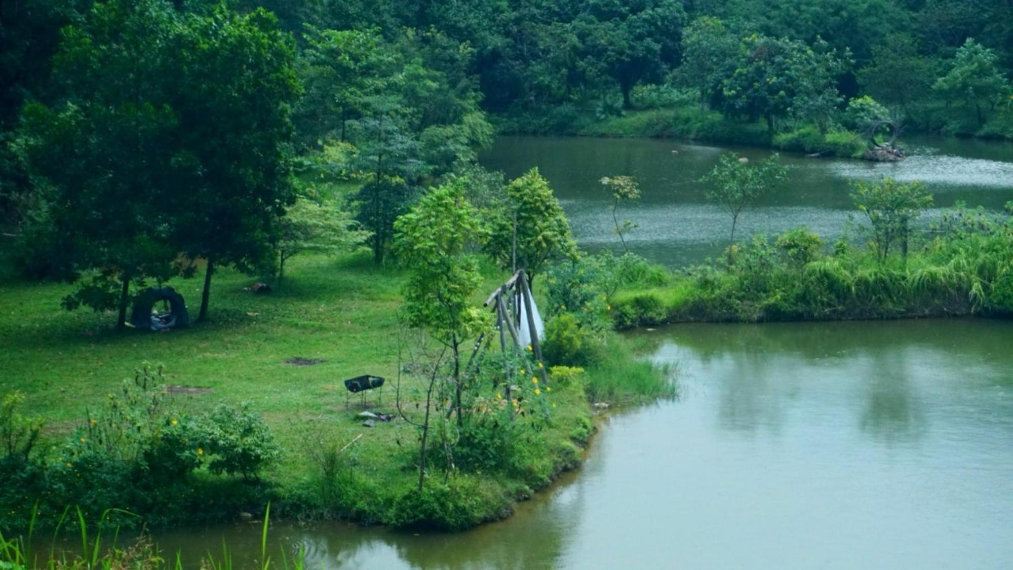 Chu Thien Homestay And Camping Hanoi Esterno foto