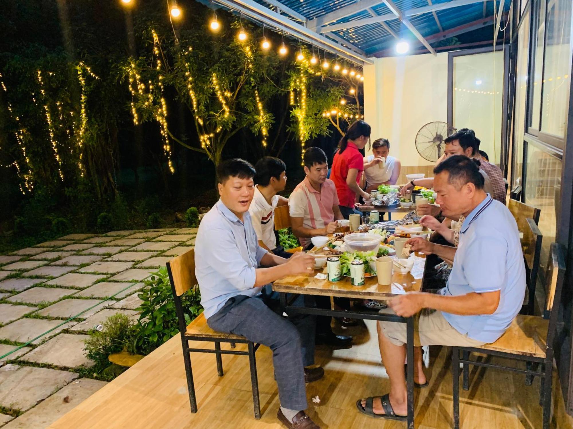 Chu Thien Homestay And Camping Hanoi Esterno foto