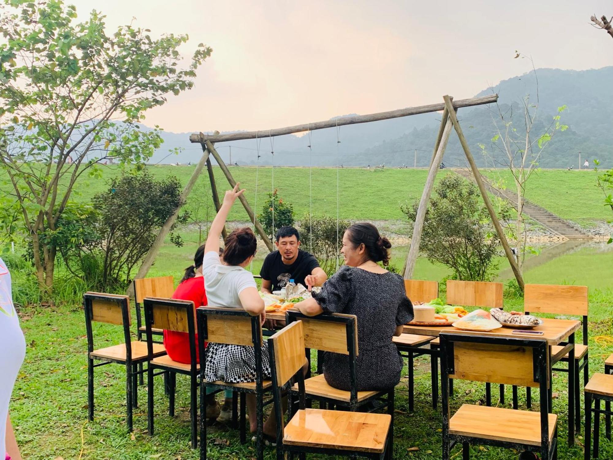 Chu Thien Homestay And Camping Hanoi Esterno foto